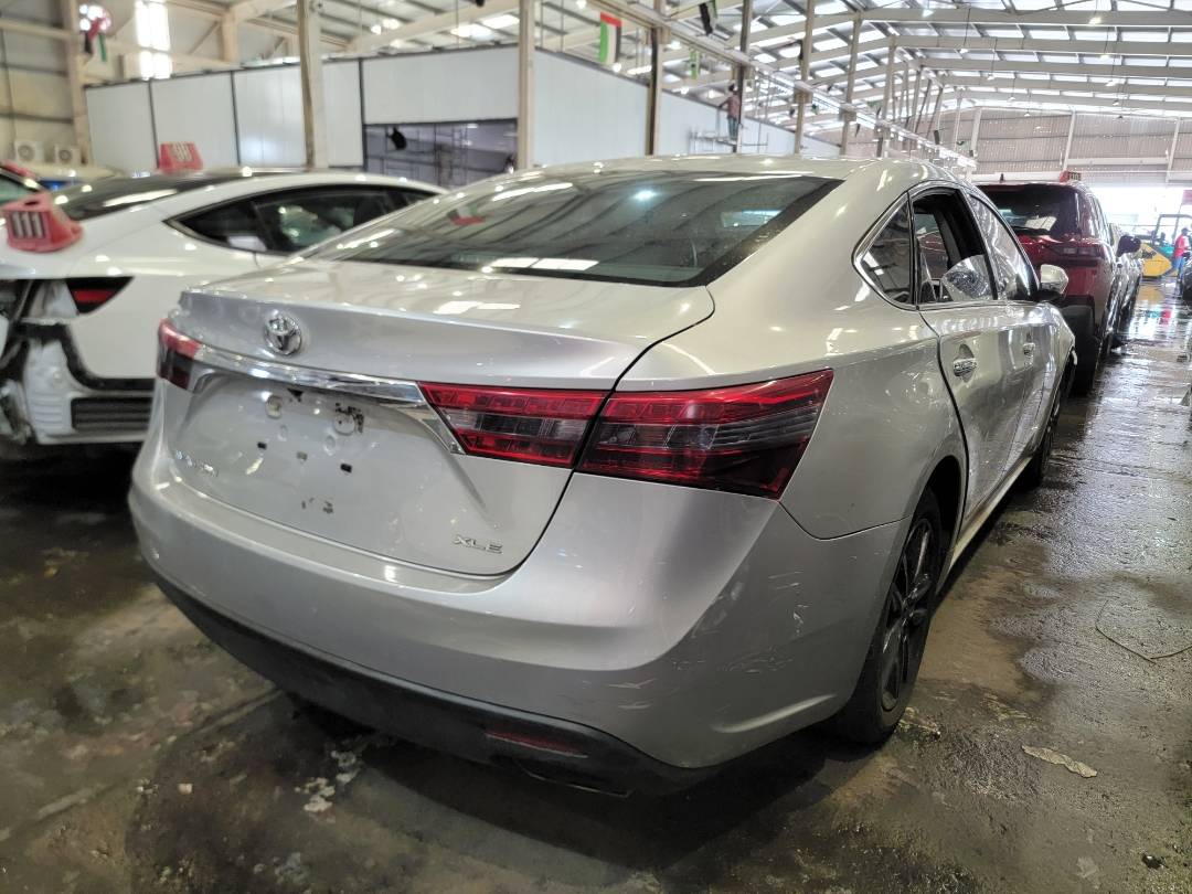 2014 TOYOTA AVALON — 150476 Miles — Lot U113694 — Main - Marhaba Auctions Used Cars - Image 3