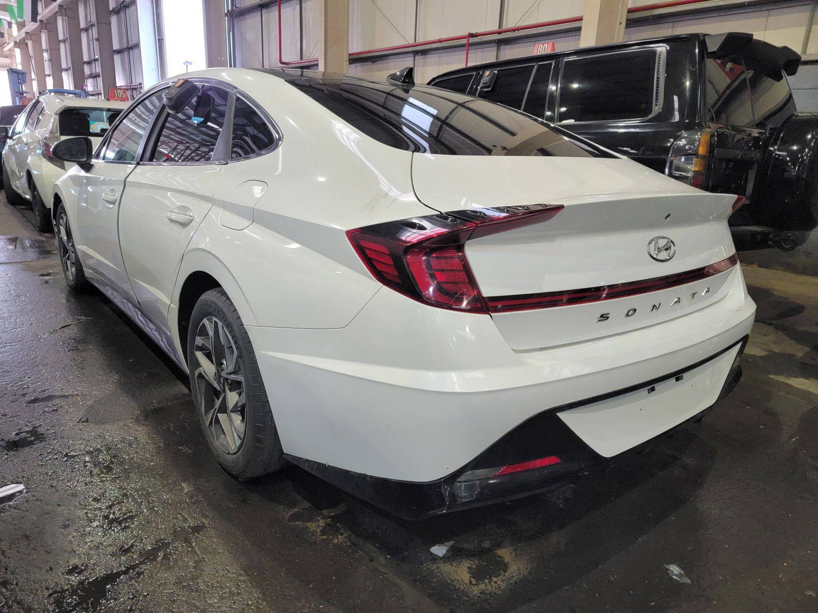 2022 HYUNDAI SONATA — sold — 48041 KM — Lot A197906 — Main - Marhaba Auctions Used Cars - Image 4
