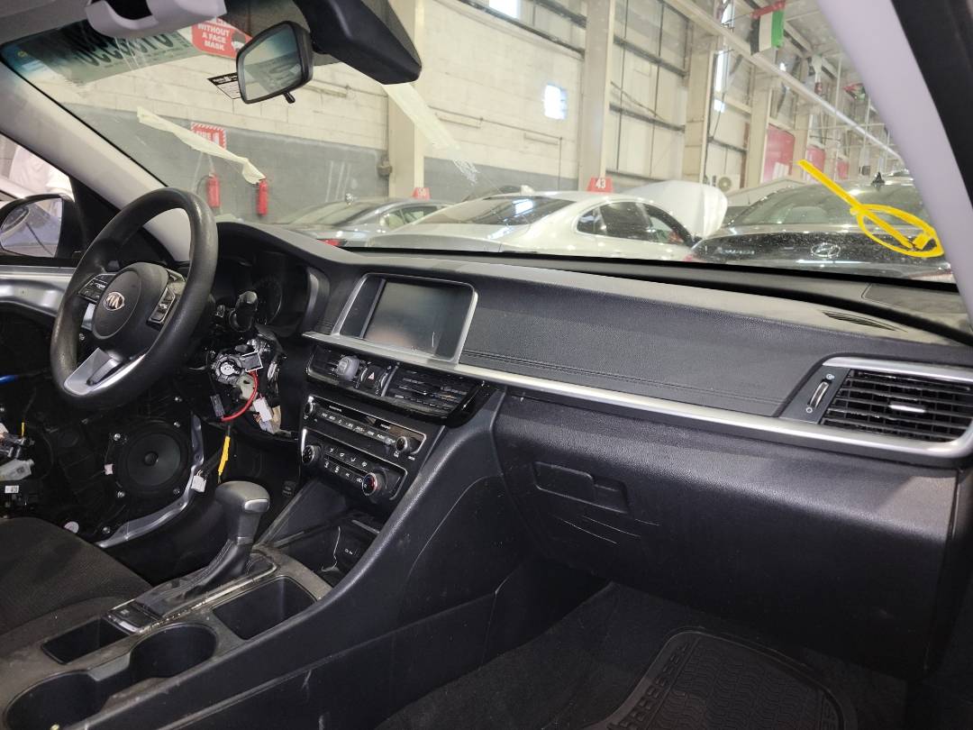 2019 KIA OPTIMA — 78198 Miles — Lot 81039983 — Souq - Marhaba Auctions Used Cars - Image 6