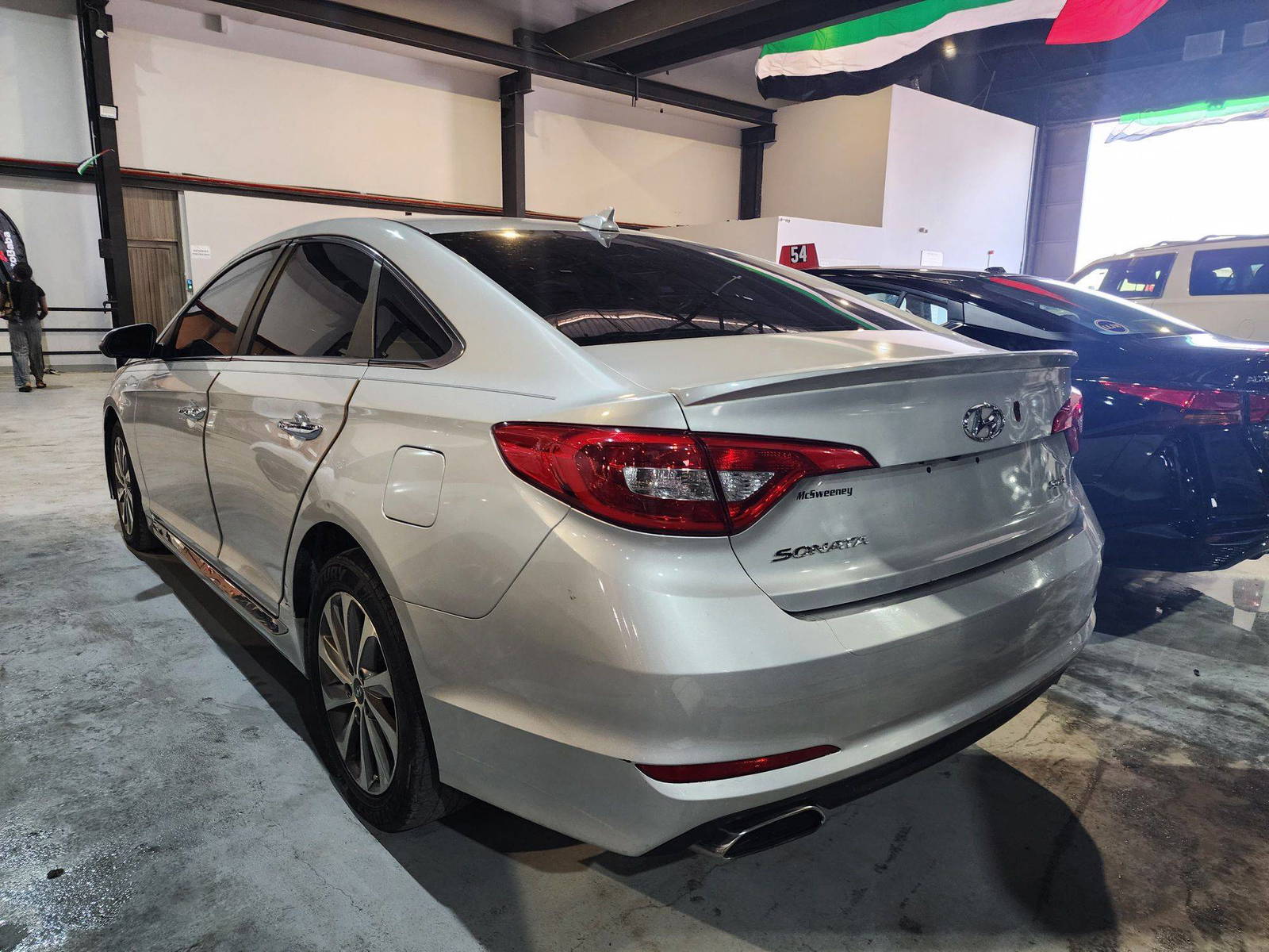 2015 HYUNDAI SONATA — 232039 Miles — Lot 907028 — Al Quoz - Marhaba Auctions Used Cars - Image 6