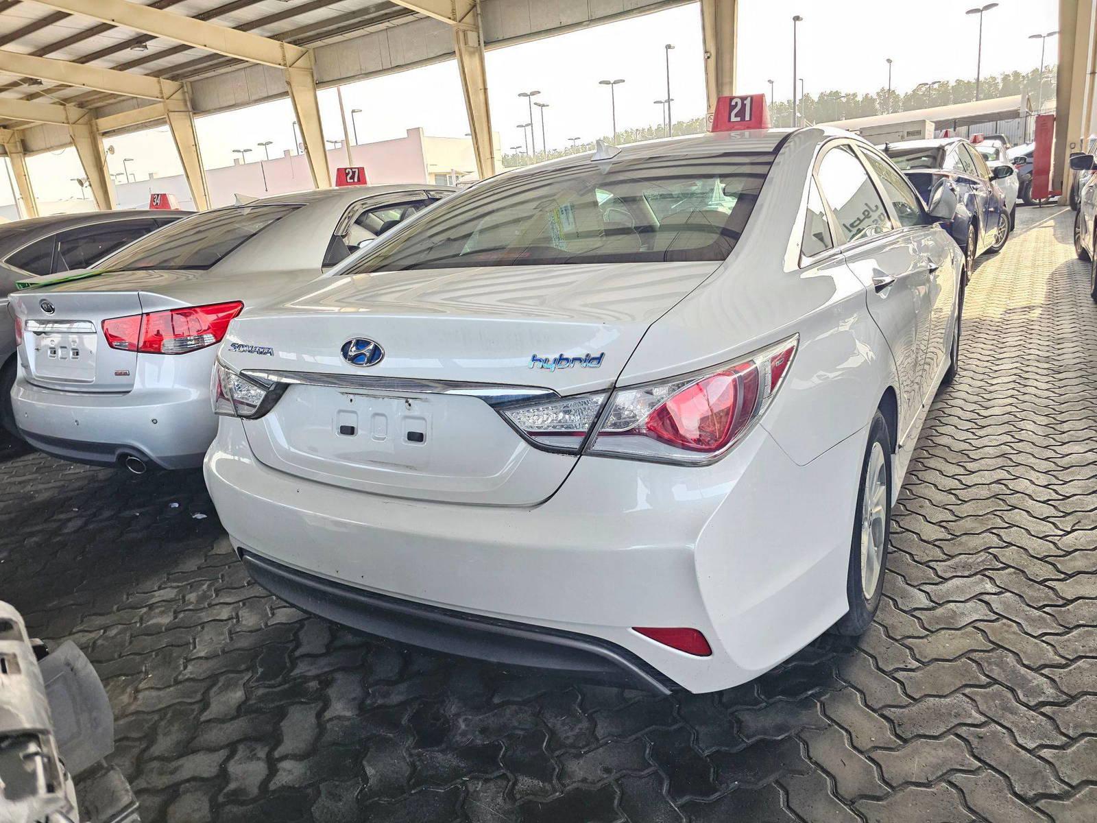 2013 HYUNDAI SONATA — 158861 Miles — Lot A098631 — Souq - Marhaba Auctions Used Cars - Image 4