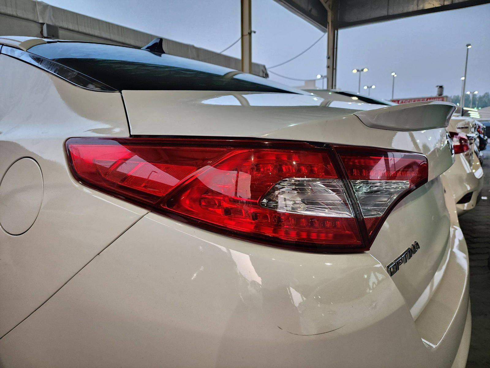 2012 KIA OPTIMA — 173513 Miles — Lot 4308 — Souq - Marhaba Auctions Used Cars - Image 11