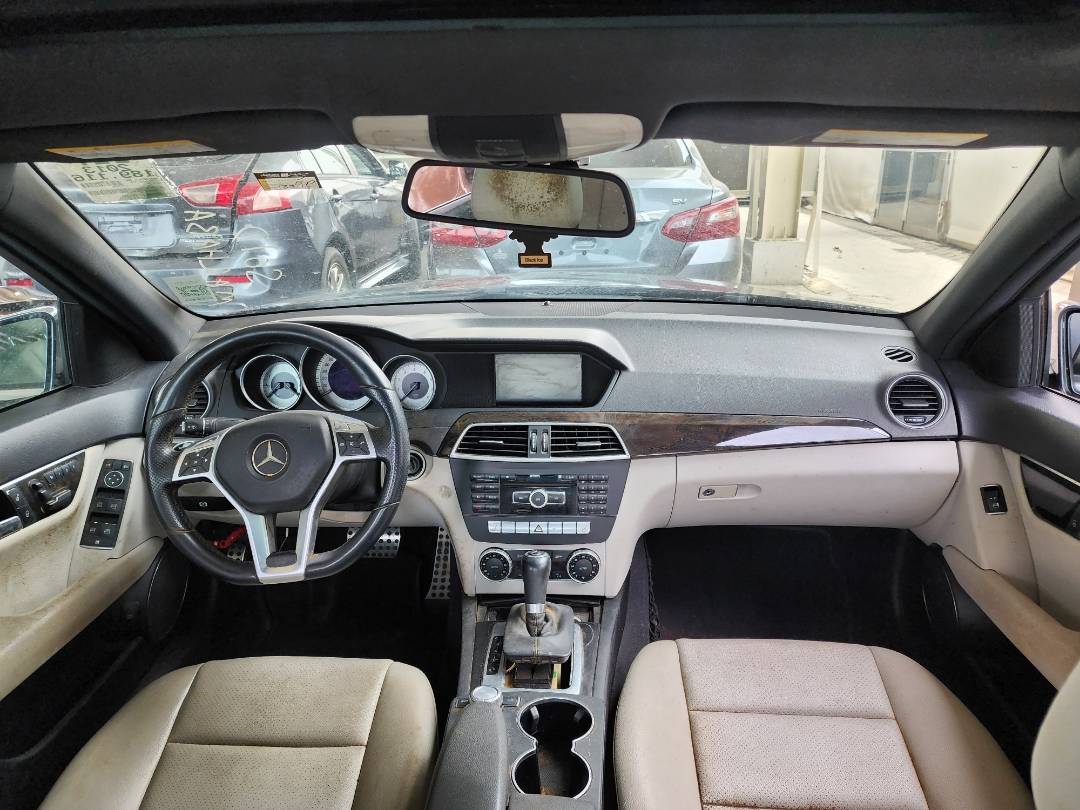 2013 MERCEDES BENZ C300 — 189116 Miles — Lot 138680 — Souq - Marhaba Auctions Used Cars - Image 8