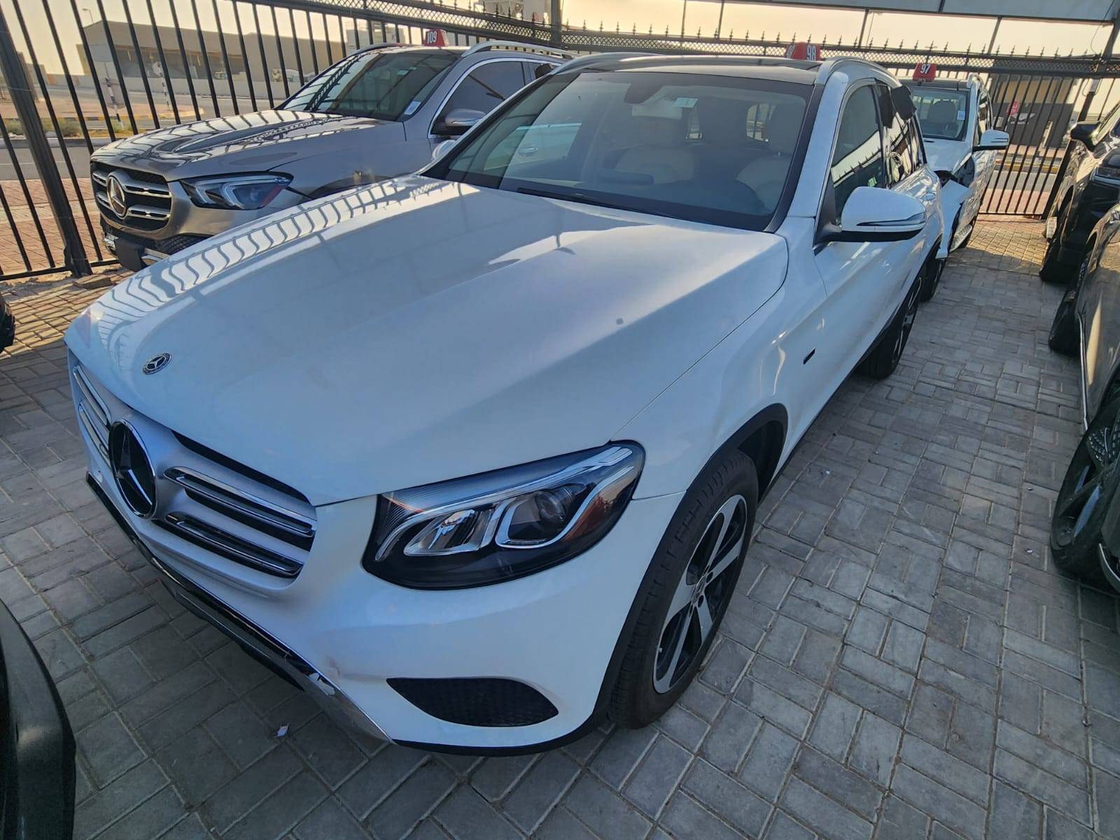 MERCEDES BENZ GLC 350E 2019 - Marhaba Auction Used Cars - Image 9