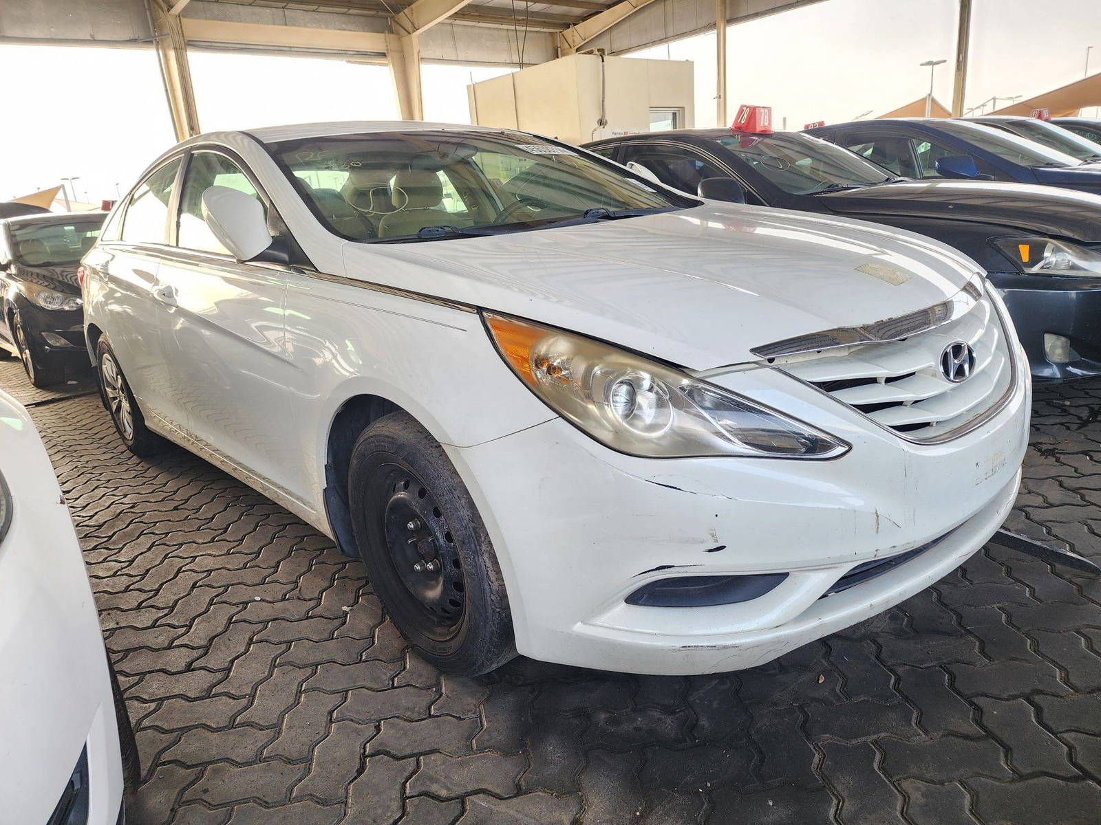 2012 HYUNDAI SONATA — 145052 Miles — Lot 45638714 — Souq - Marhaba Auctions Used Cars - Image 6