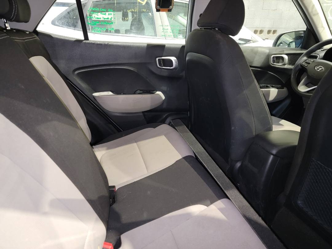 2020 HYUNDAI VENUE SEL — 51117 Miles — Lot 63521483 - Marhaba Auctions Used Cars - Image 7