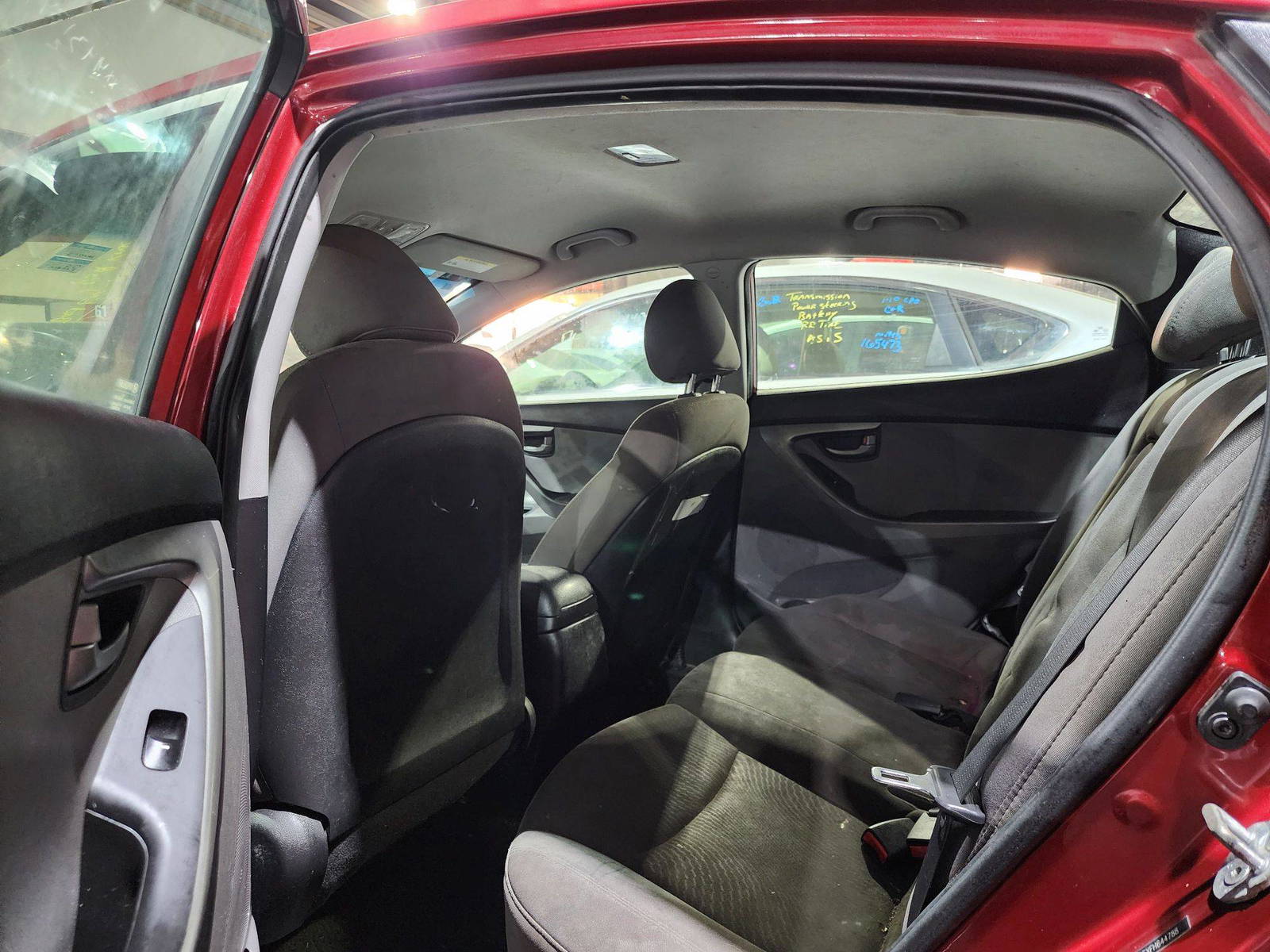 2015 HYUNDAI ELANTRA — 212923 Miles — Lot 342660 — Al Quoz - Marhaba Auctions Used Cars - Image 7