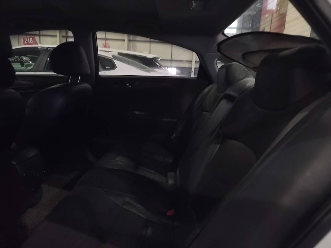 HYUNDAI SONATA 2012 - Marhaba Auction Used Cars - Image 6