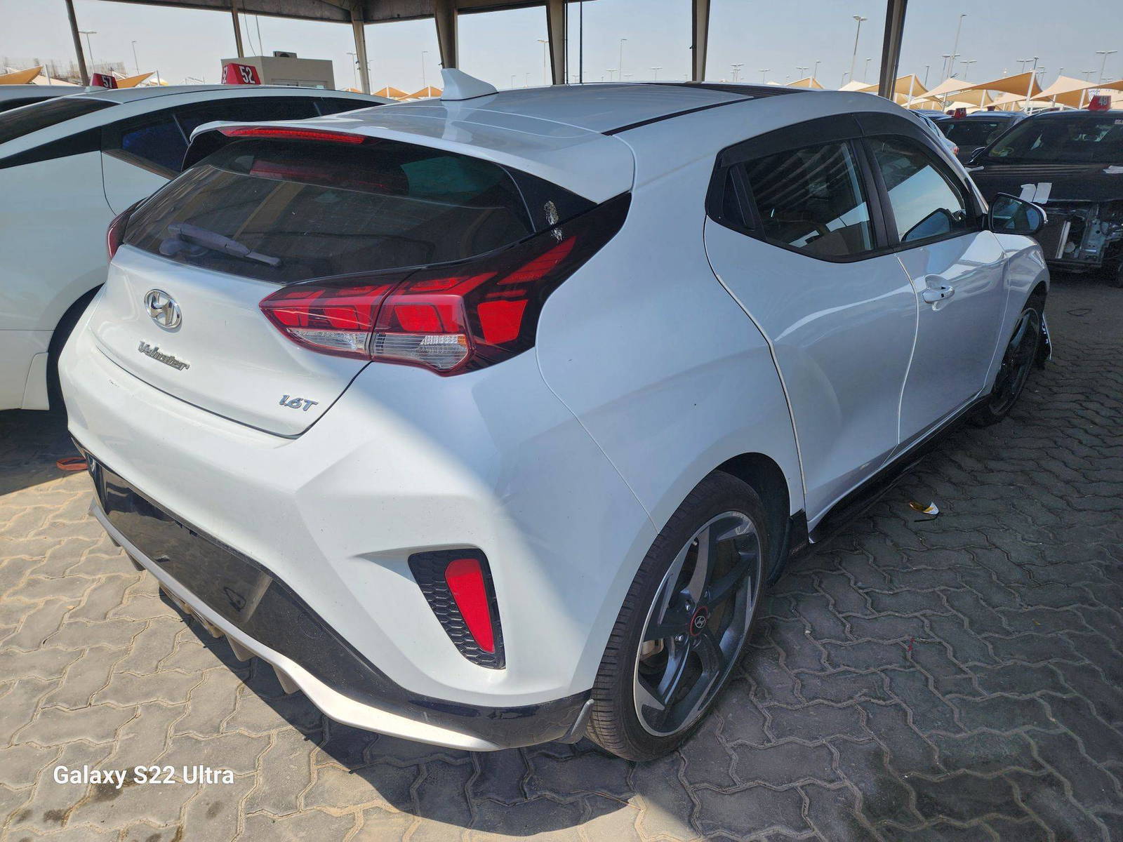 2020 HYUNDAI VELOSTER — 25366 Miles — Lot 74997923 - Marhaba Auctions Used Cars - Image 3