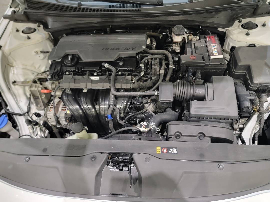 2021 HYUNDAI ELANTRA — 69047 Miles — Lot 022413 - Marhaba Auctions Used Cars - Image 5
