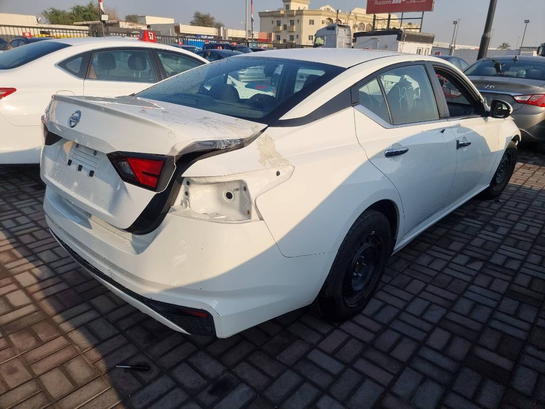 2022 NISSAN ALTIMA — 137568 Miles — Lot 342539 — Main - Marhaba Auctions Used Cars - Image 4