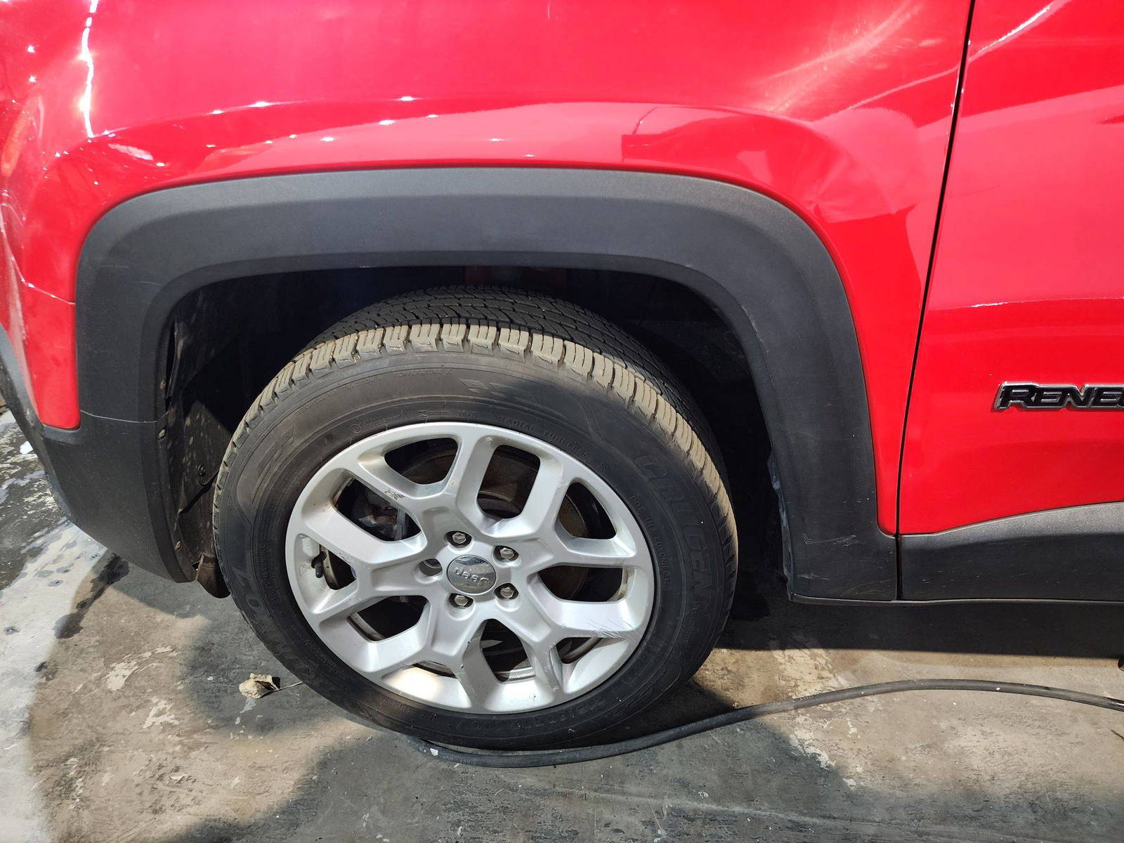 2017 JEEP RENEGADE SPORT — 96320 KM — Lot E58963 — Al Quoz - Marhaba Auctions Used Cars - Image 12