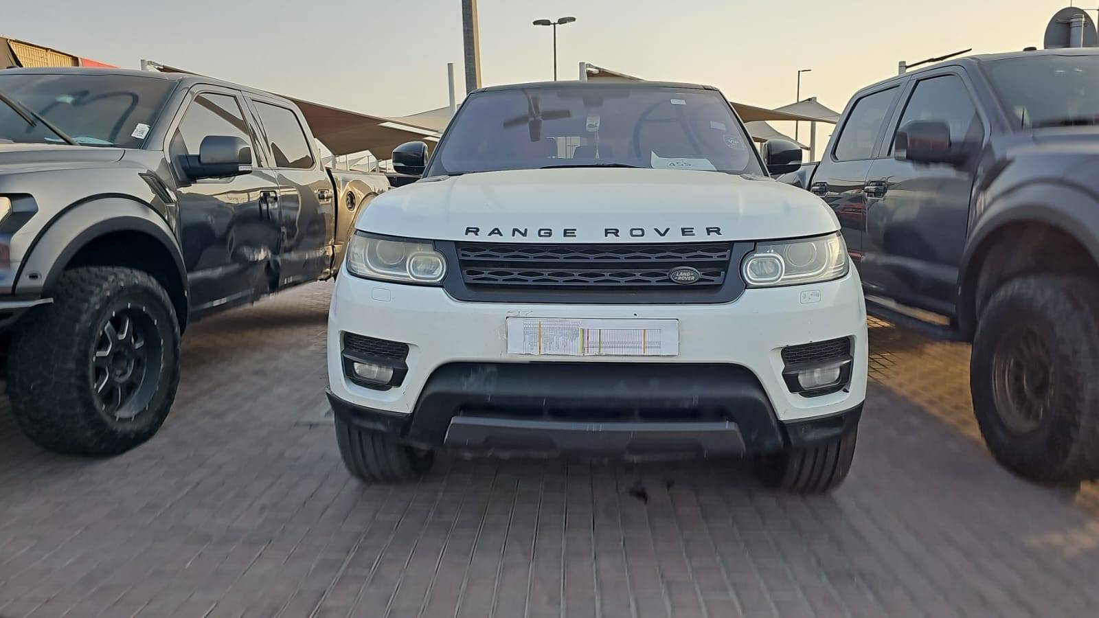 2016 LAND ROVER RANGE ROVER SPORT — 375664 KM — Lot GA106394 — Souq - Marhaba Auctions Used Cars - Image 3