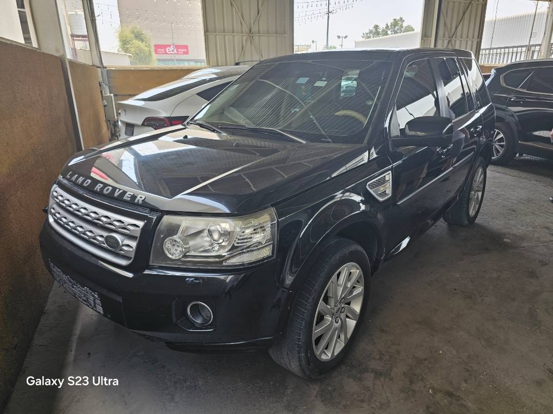 2014 LAND ROVER LR2 — 175563 KM — Lot H396465 — Main - Marhaba Auctions Used Cars - Image 7
