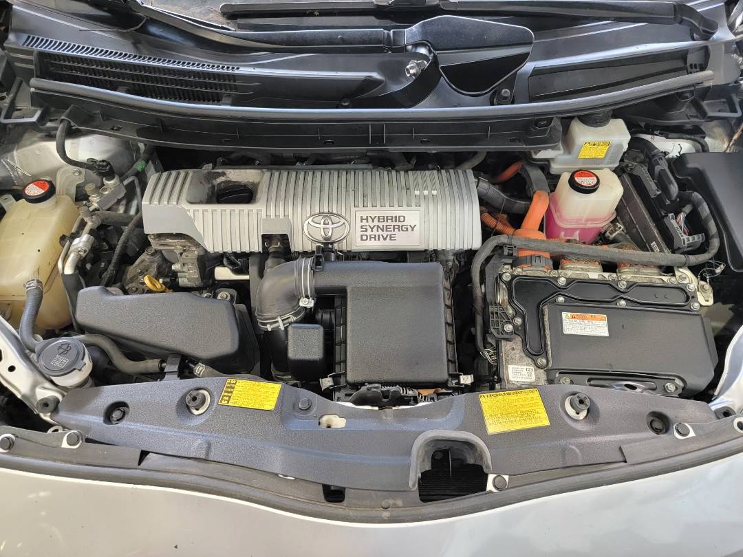 2015 TOYOTA PRIUS — 274220 Miles — Lot F1876815 — Main - Marhaba Auctions Used Cars - Image 7