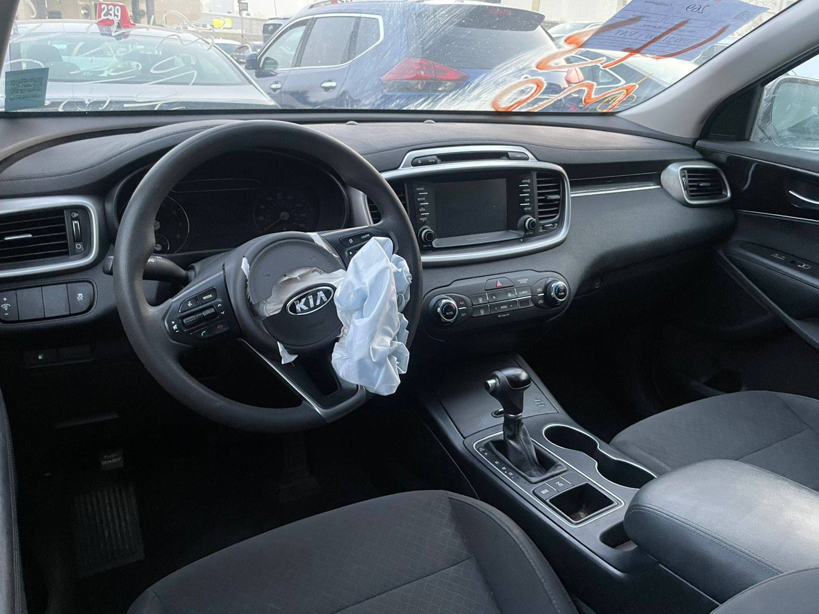 KIA SORENTO 2018 - Marhaba Auction Used Cars - Image 9