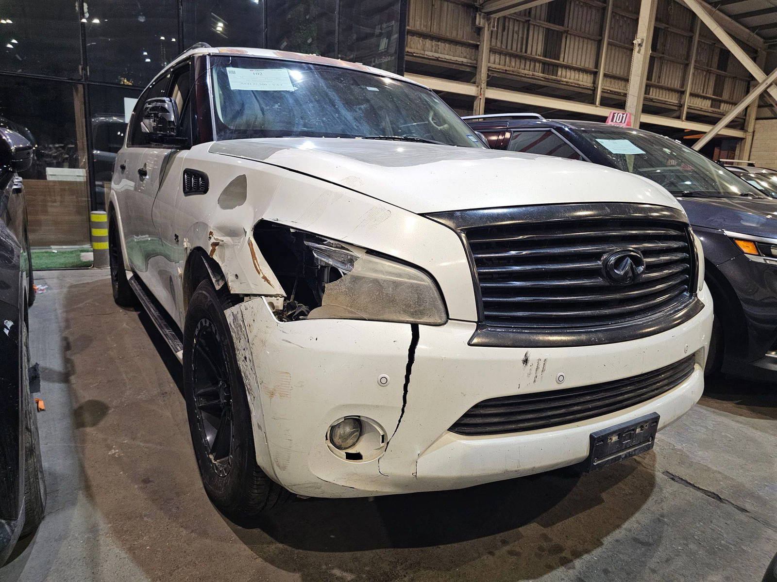 INFINITI QX80 2014 - Marhaba Auction Used Cars - Image 4