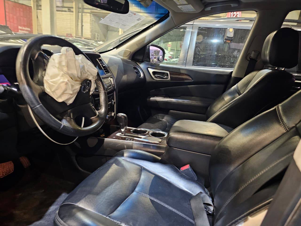 2015 NISSAN PATHFINDER — 155990 Miles — Lot 8FC605351 — Main - Marhaba Auctions Used Cars - Image 6