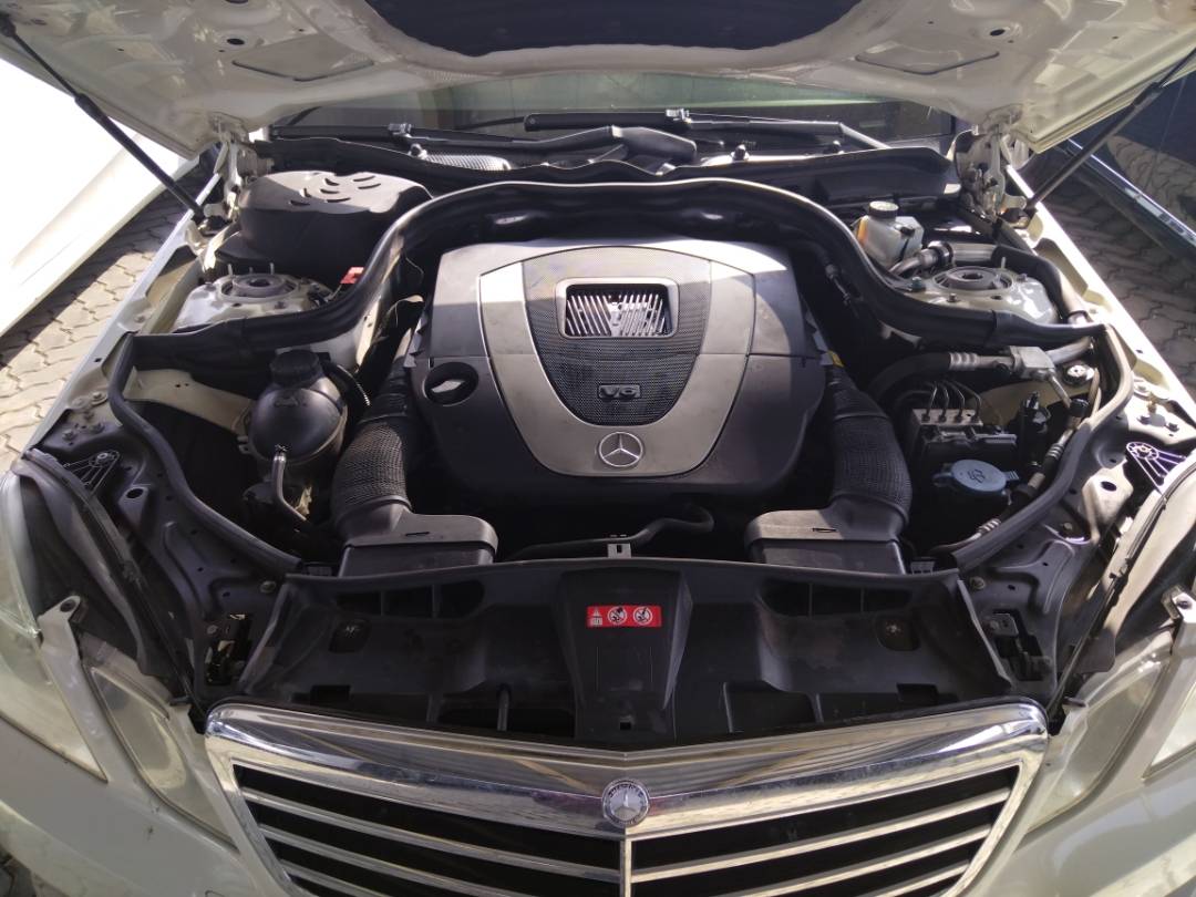 2011 MERCEDES BENZ E 350 — 165641 Miles — Lot 62481703 - Marhaba Auctions Used Cars - Image 3
