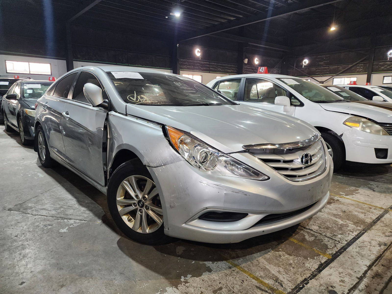 2011 HYUNDAI SONATA — 195923 Miles — Lot 211132 — Al Quoz - Marhaba Auctions Used Cars - Image 6