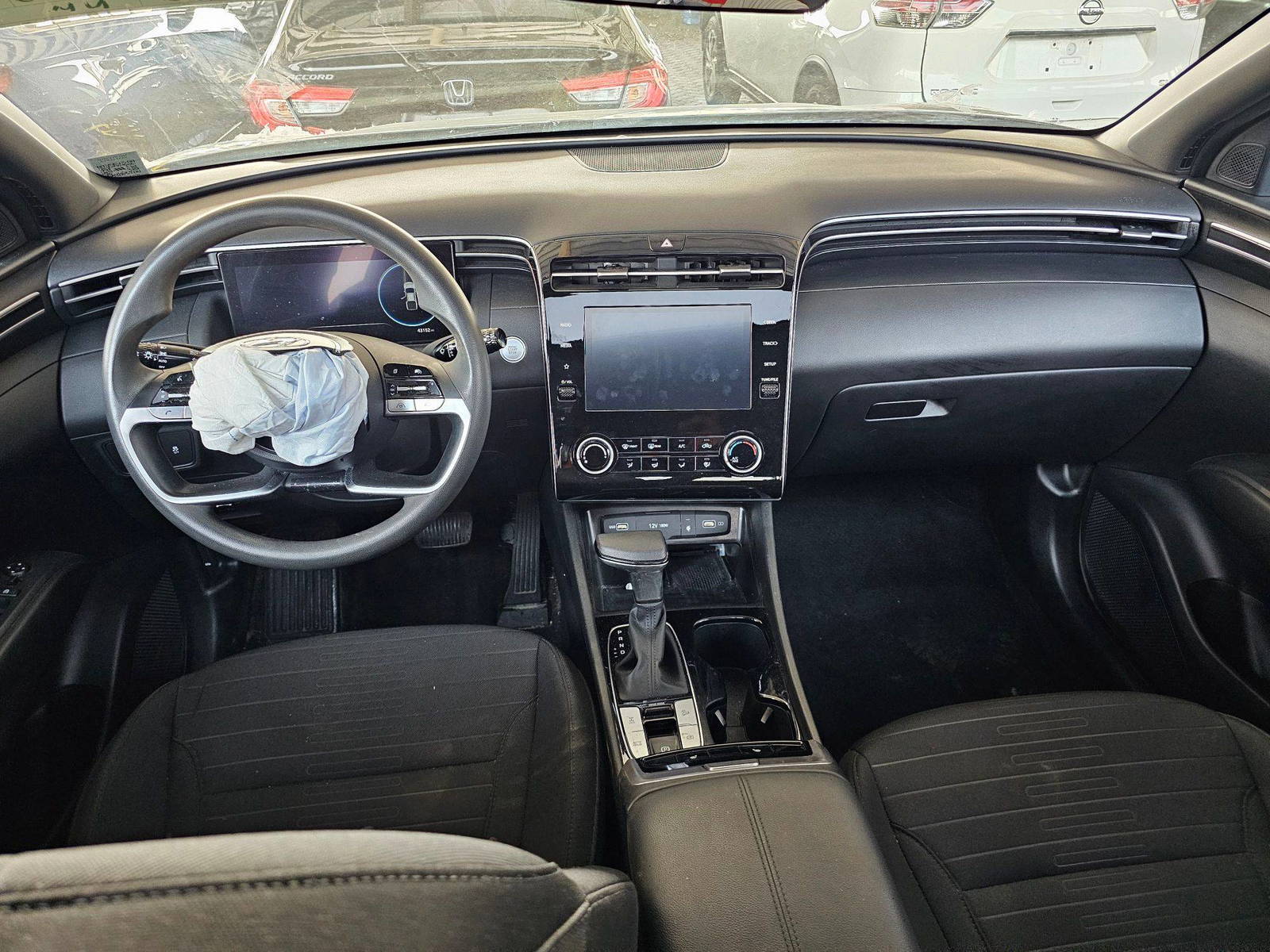2022 HYUNDAI SANTA CRUZ — 43152 Miles — Lot 2NH036992 — Main - Marhaba Auctions Used Cars - Image 8