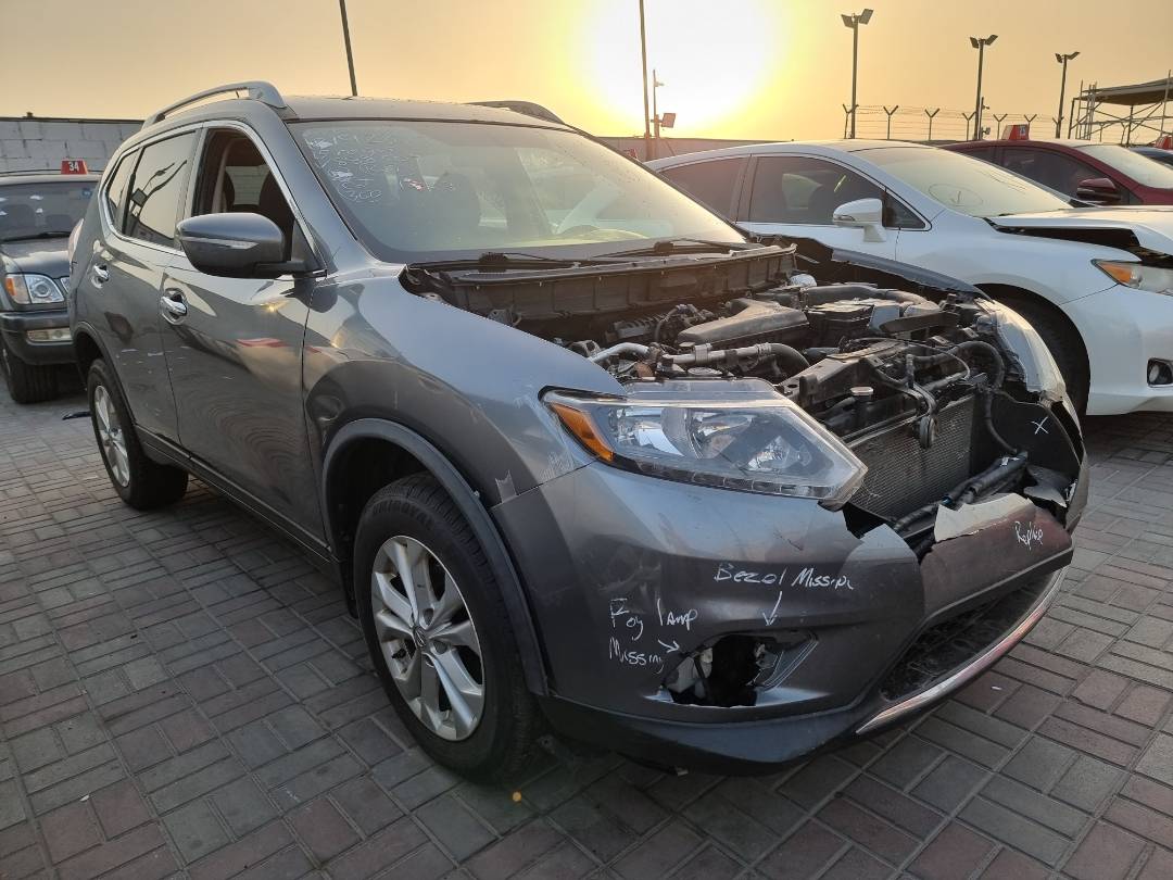2015 NISSAN ROGUE — 263872 KM — Lot 215487 — Ind. 12 - Marhaba Auctions Used Cars - Image 4