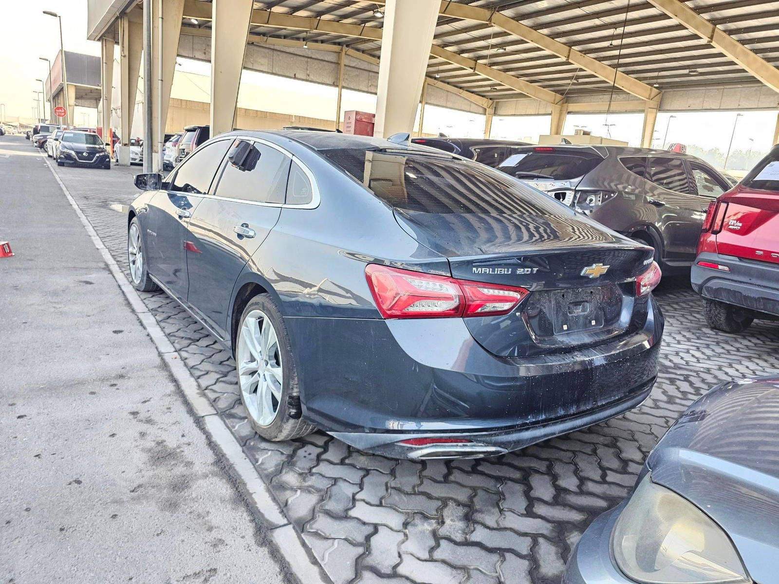 2020 CHEVROLET MALIBU — 147924 Miles — Lot 038048 — Souq - Marhaba Auctions Used Cars - Image 5