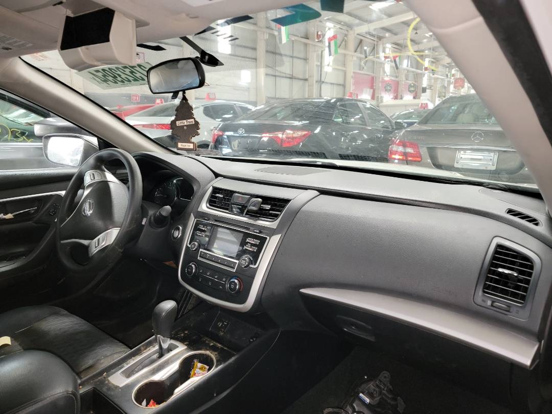 2017 NISSAN ALTIMA — 129690 Miles — Lot 37523954 - Marhaba Auctions Used Cars - Image 4