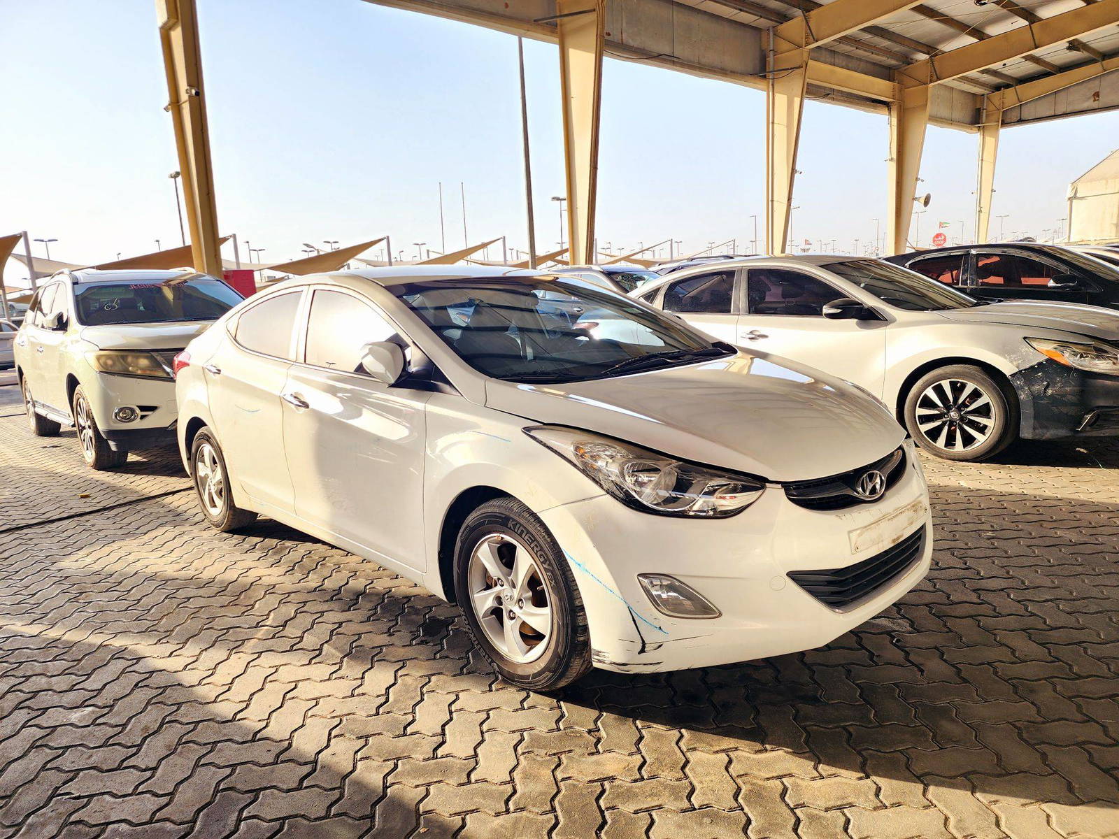 2011 HYUNDAI AVANTE — 167330 KM — Lot 062138 — Souq - Marhaba Auctions Used Cars - Image 4