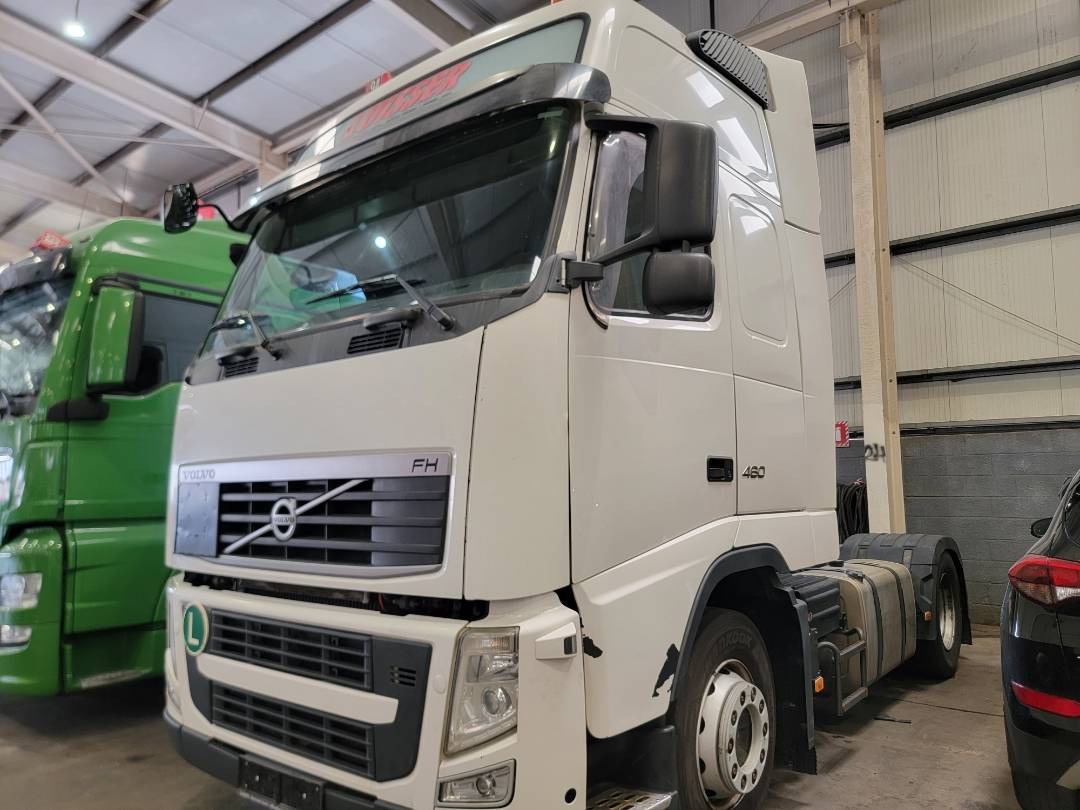 2012 VOLVO FH-Series — 754992 KM — Lot B626166 — Main - Marhaba Auctions Used Cars - Image 3