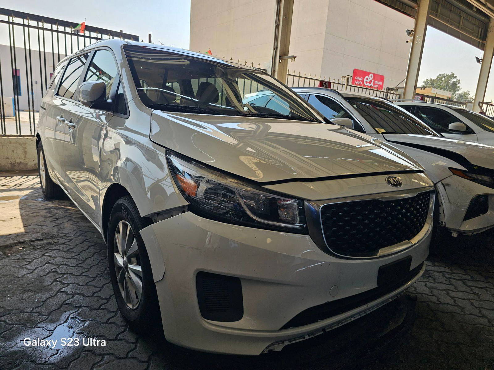 2016 KIA SEDONA — 152642 Miles — Lot 43521919 — Main - Marhaba Auctions Used Cars - Image 4
