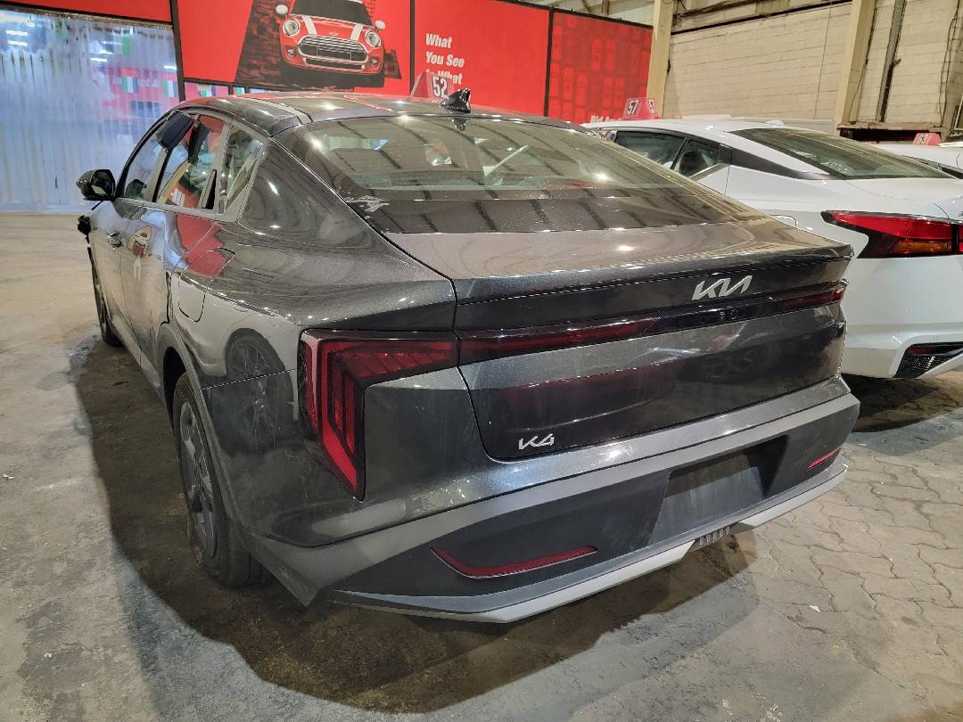 KIA K4