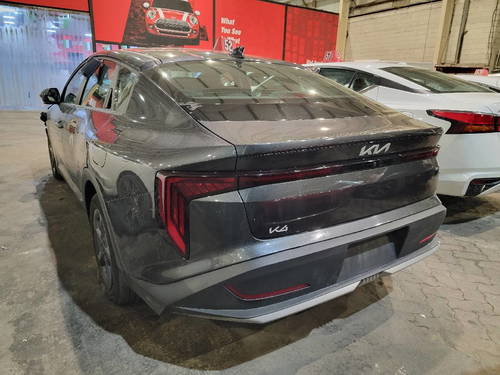 KIA K4