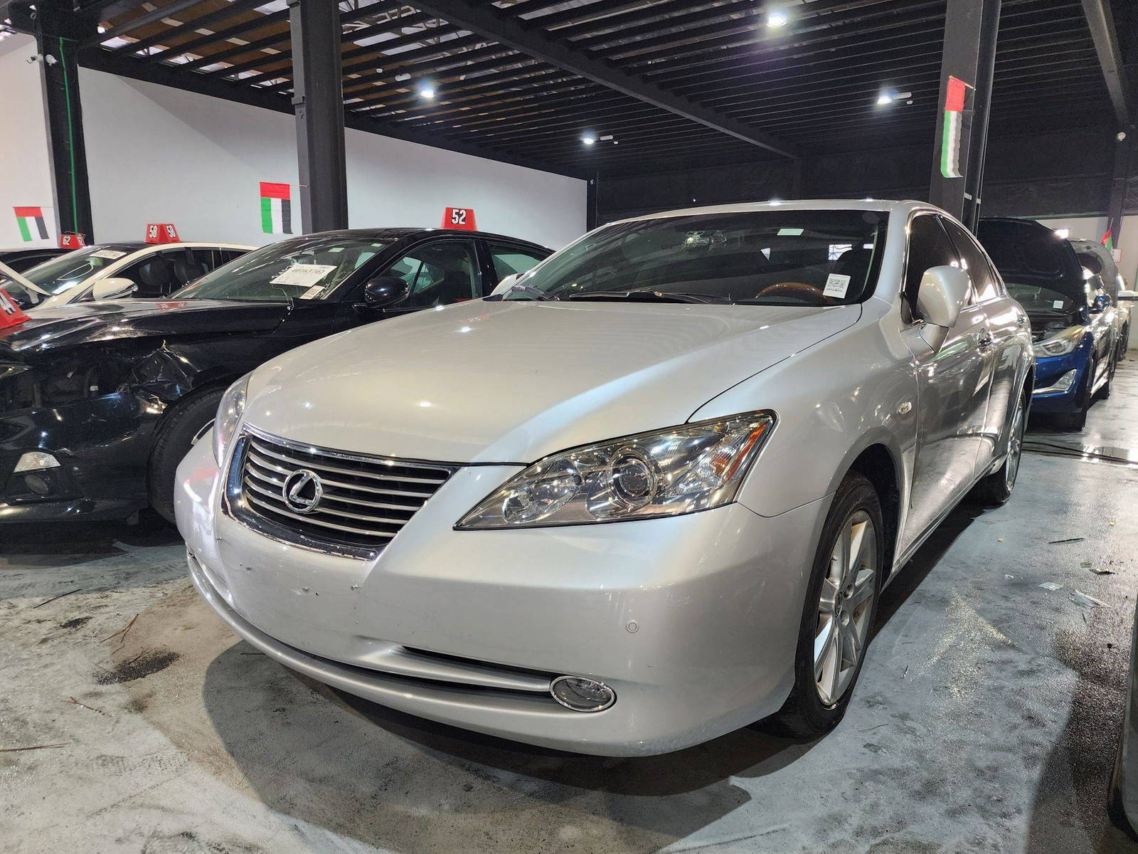 2009 LEXUS ES 350 — 215235 KM — Lot 335774 — Souq - Marhaba Auctions Used Cars - Image 4
