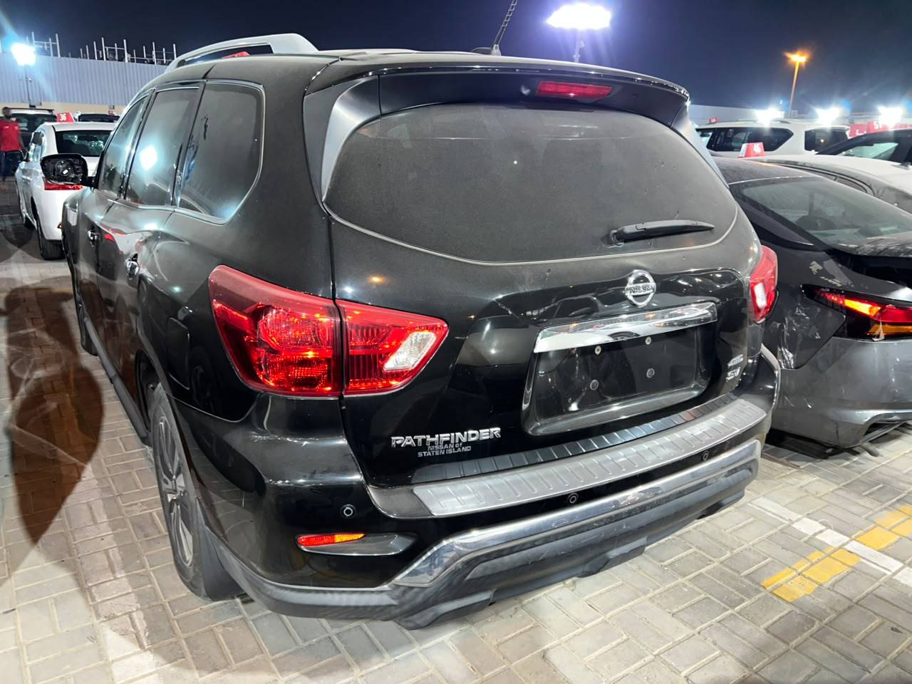 2017 NISSAN PATHFINDER — 106743 Miles — Lot 2MM3HC621545 - Marhaba Auctions Used Cars - Image 5