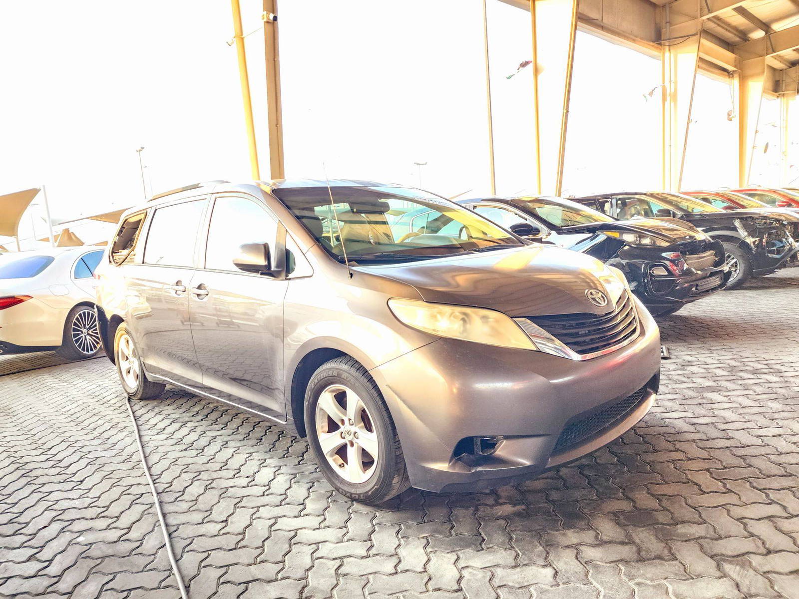 2013 TOYOTA SIENNA — 256544 Miles — Lot C9DS324656 — Souq - Marhaba Auctions Used Cars - Image 4