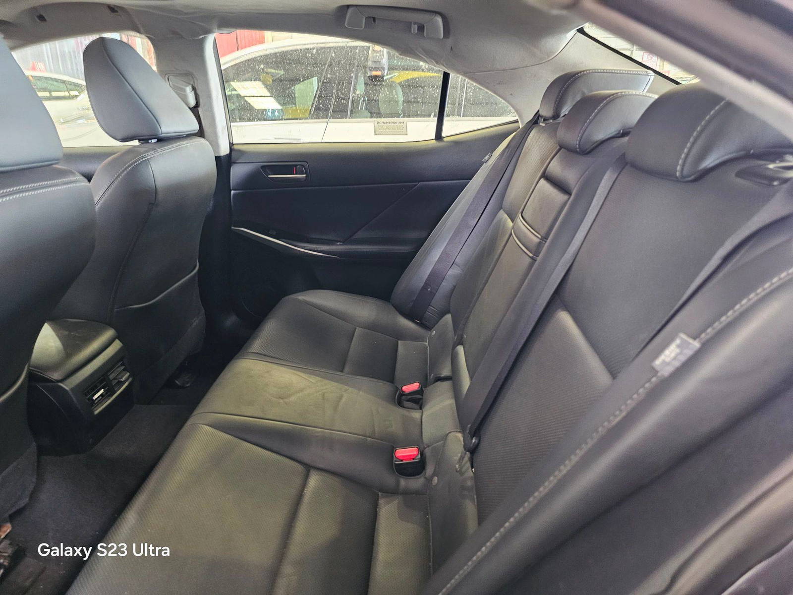 LEXUS IS 300 2018 - Marhaba Auction Used Cars - Image 11