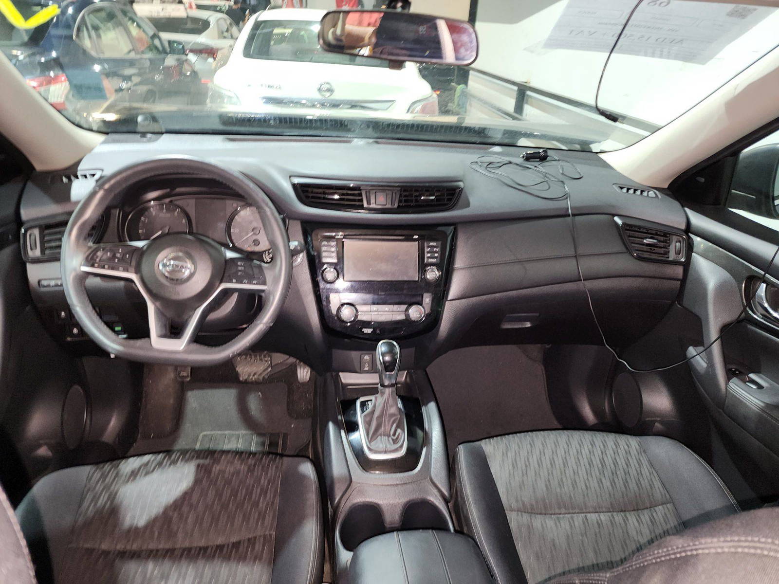2017 NISSAN ROGUE — 91205 Miles — Lot 62570654 — Al Quoz - Marhaba Auctions Used Cars - Image 7