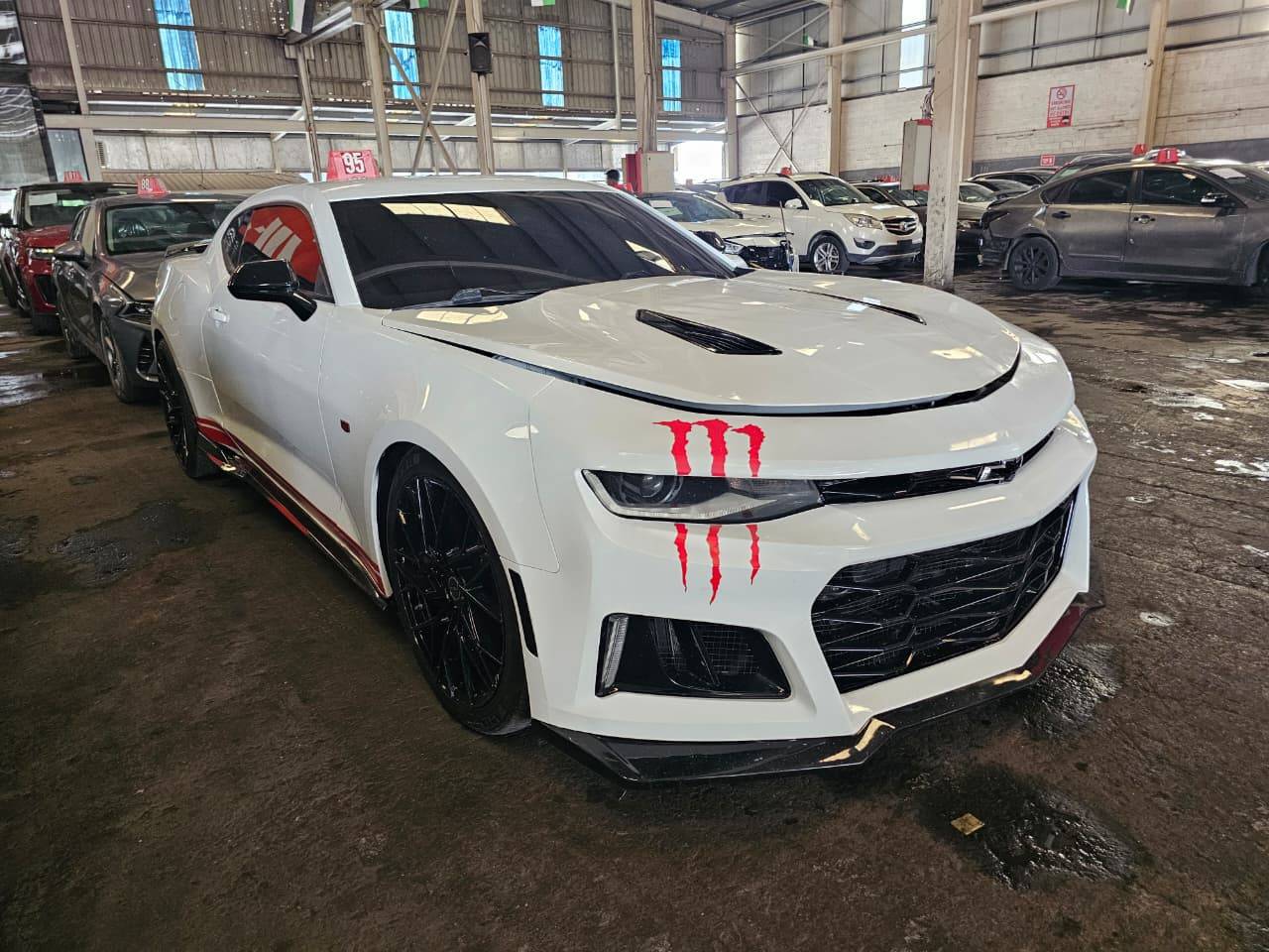 2017 CHEVROLET CAMARO — 159336 KM — Lot H0109150 — Main - Marhaba Auctions Used Cars - Image 6