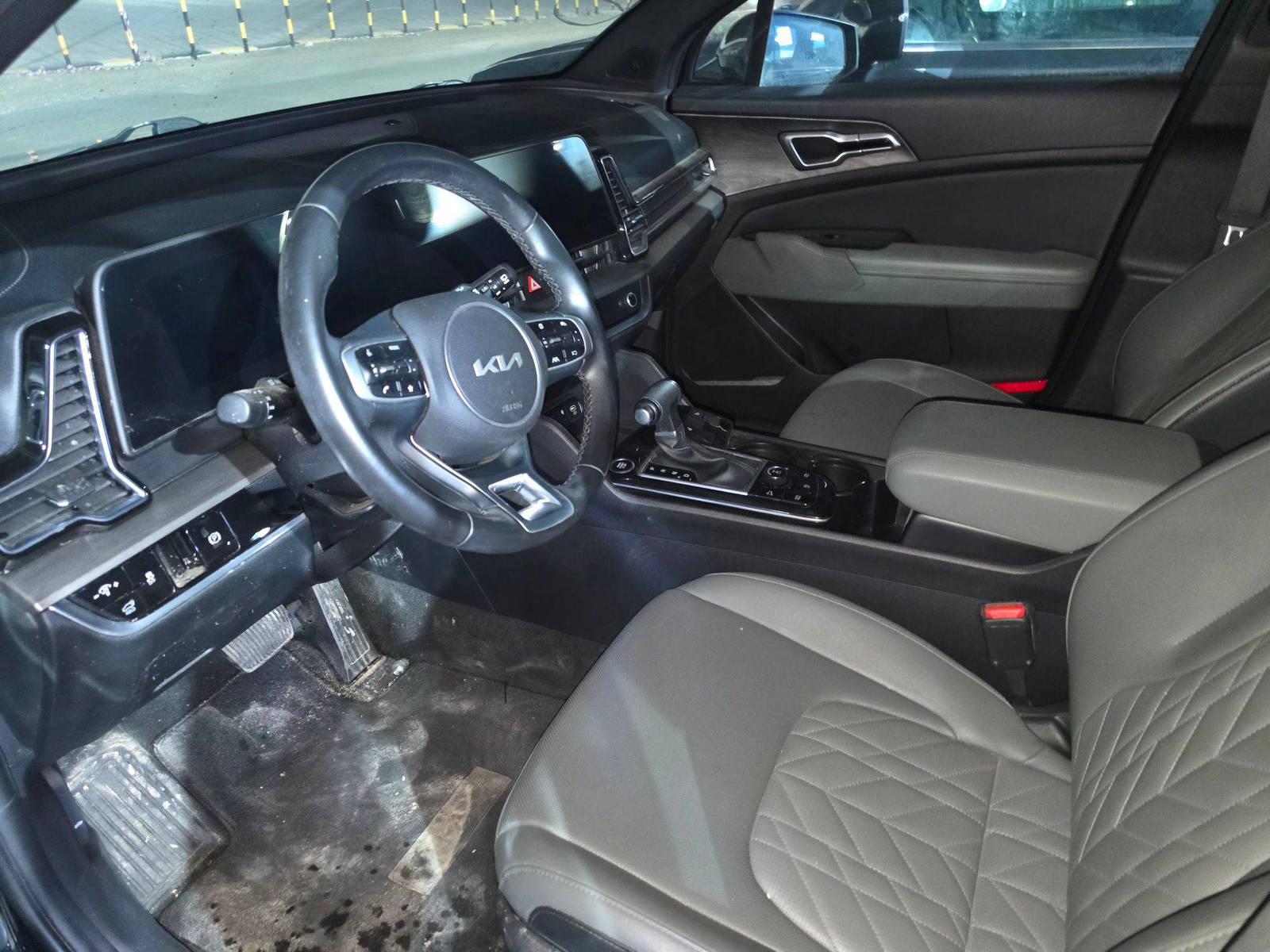 2023 KIA SPORTAGE — 77299 Miles — Lot 1PG046971 — Oman Yard - Marhaba Auctions Used Cars - Image 8