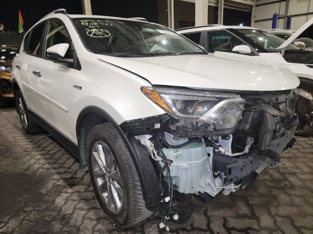 2018 TOYOTA RAV4 — 100114 Miles — Lot 68335683 - Marhaba Auctions Used Cars - Image 7