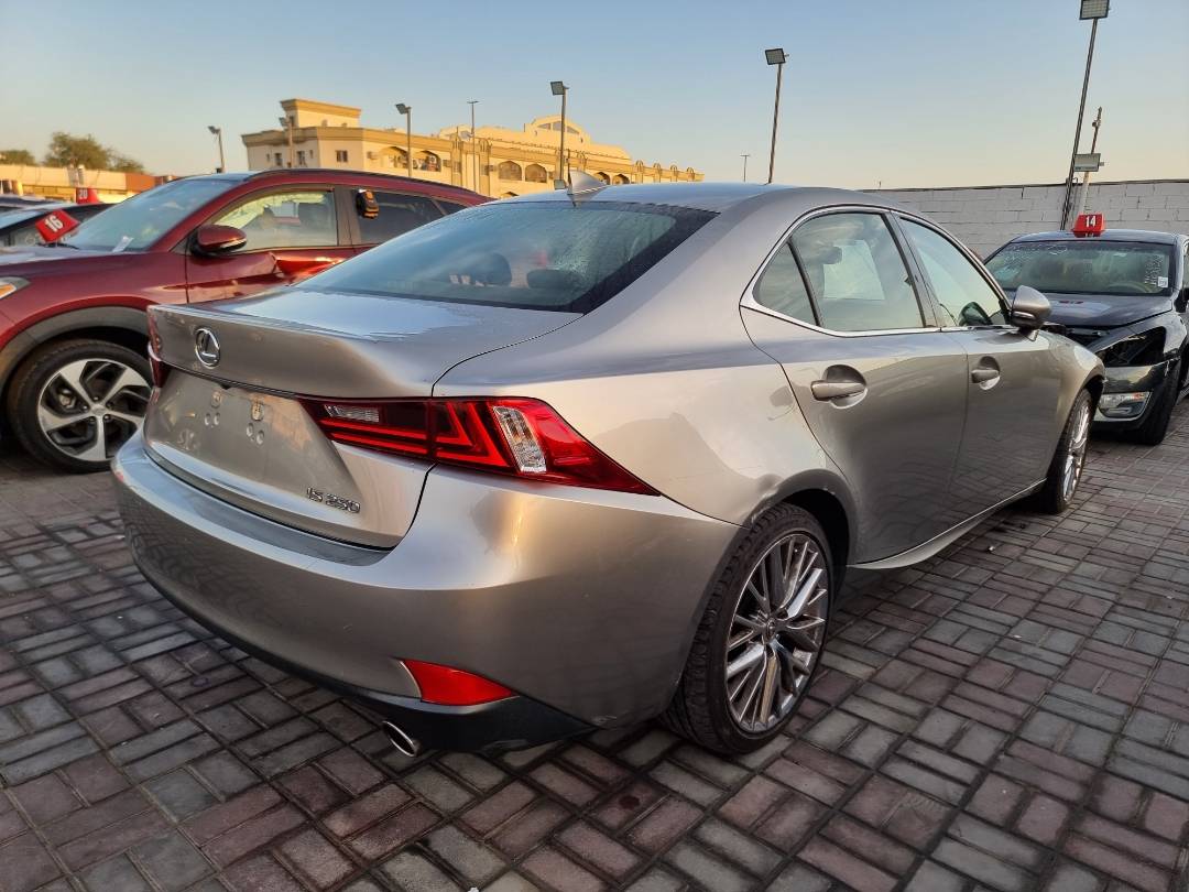 2014 LEXUS IS 250 — 118161 Miles — Lot 215487 — Ind. 12 - Marhaba Auctions Used Cars - Image 4