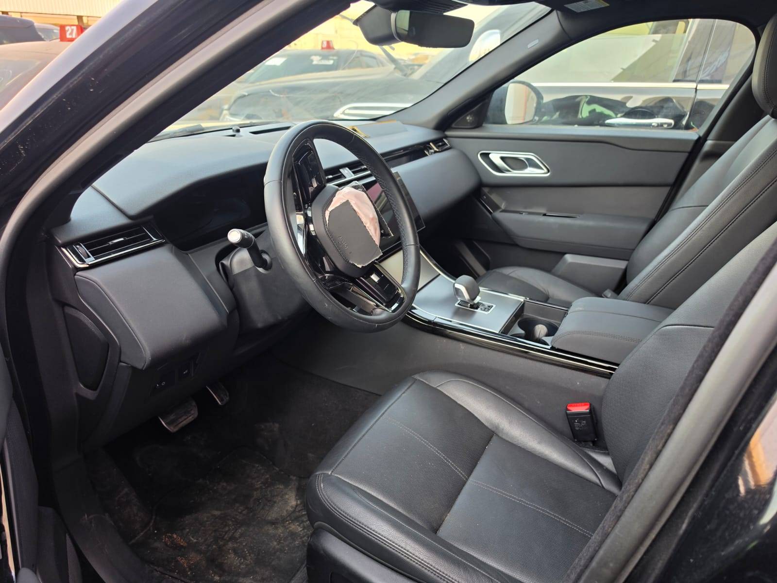 2025 LAND ROVER RANGE ROVER DYNAMIC SE — 24514 Miles — Lot 9SA809756 - Marhaba Auctions Used Cars - Image 8