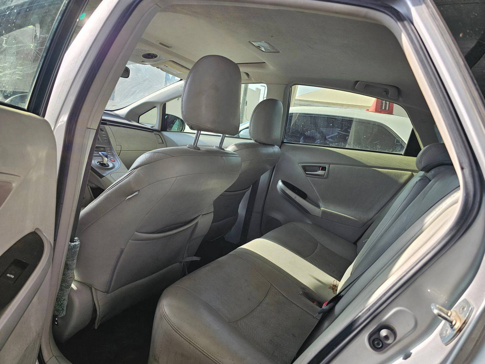 2013 TOYOTA PRIUS — 193643 Miles — Lot U7D5569851 — Souq - Marhaba Auctions Used Cars - Image 5