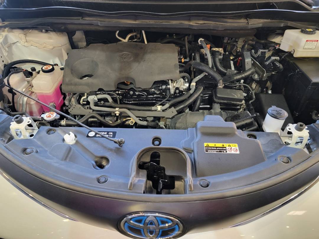 2022 TOYOTA SIENNA — 18305 Miles — Lot S077347 — Main - Marhaba Auctions Used Cars - Image 13