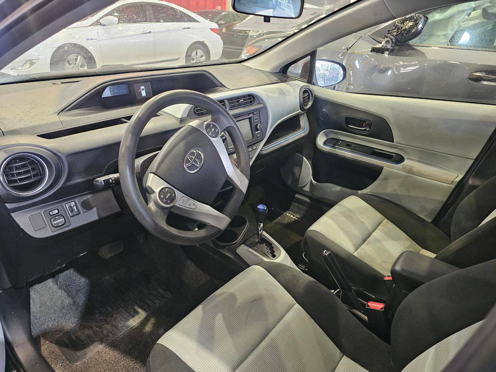 2012 TOYOTA PRIUS C — 197949 Miles — Lot 0C1004912 — Main - Marhaba Auctions Used Cars - Image 7
