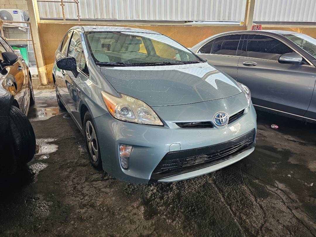 2013 TOYOTA PRIUS — 203760 Miles — Lot 61435935 — Main - Marhaba Auctions Used Cars - Image 4