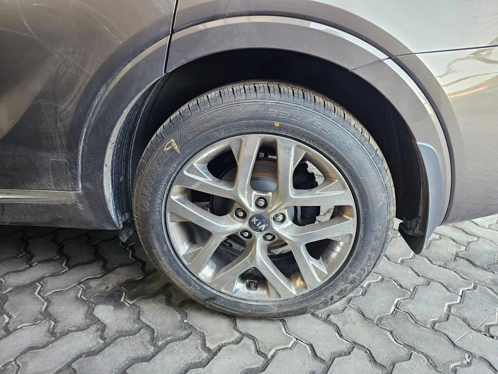 KIA SORENTO 2019 - Marhaba Auction Used Cars - Image 12