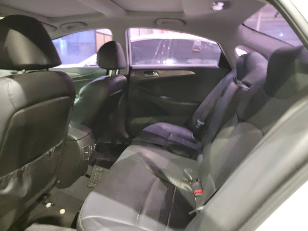 HYUNDAI SONATA 2012 - Marhaba Auction Used Cars - Image 6