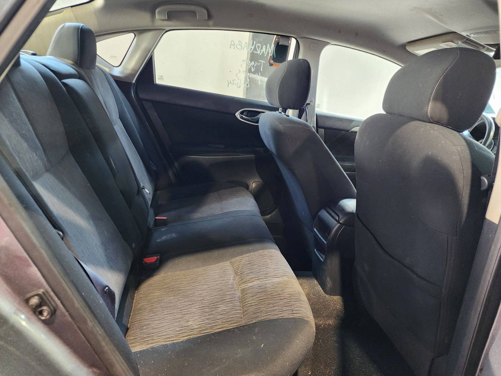 2015 NISSAN SENTRA — 95678 Miles — Lot 63086684 — Al Quoz - Marhaba Auctions Used Cars - Image 7